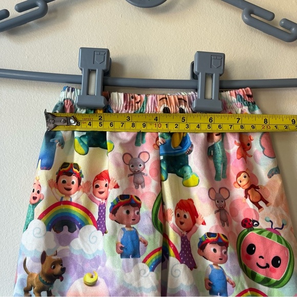 Cocomelon Toddler Girl 2-Piece Outfit Ruffle Sleeve Top & Shorts Set Size 12-18M - Picture 11 of 13